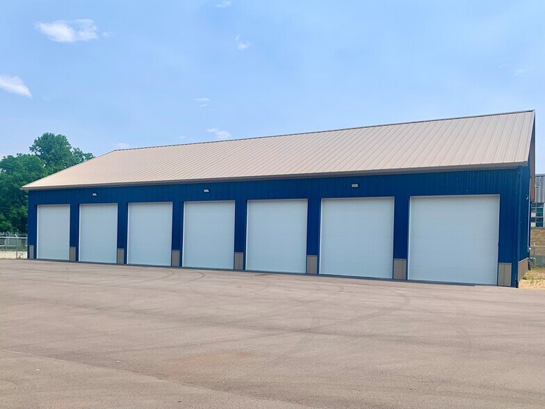 604 Spring, Saint Johns, MI 48879 Flex for Sale