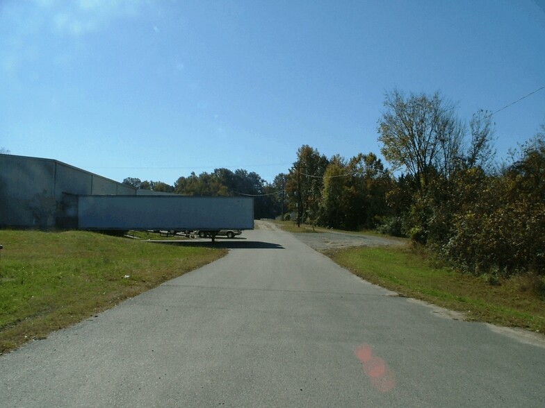 2050 Bill Tuck, South Boston, VA for lease - Building Photo - Image 3 of 4