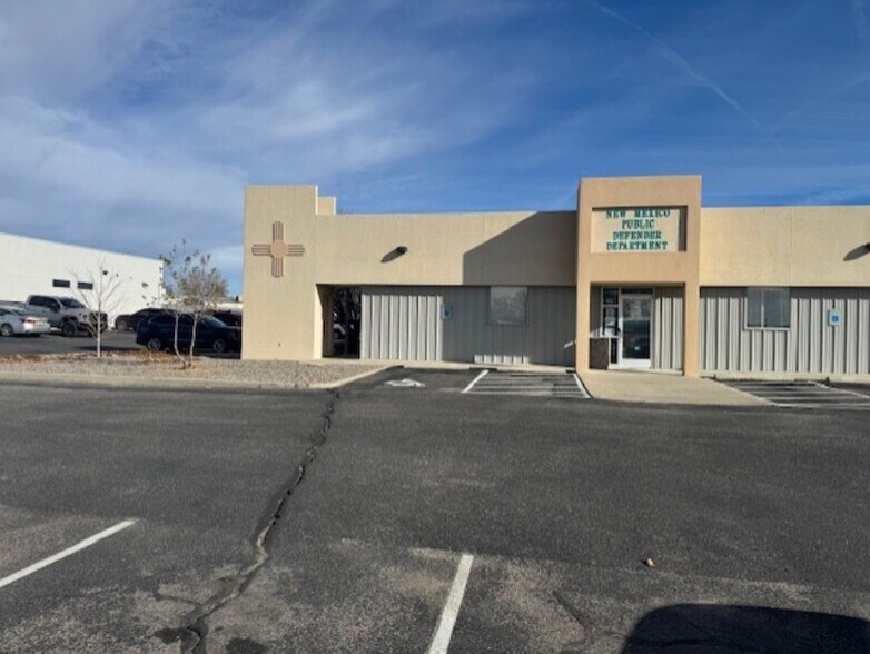 300 Gossett Dr, Aztec, NM for sale - Building Photo - Image 2 of 5