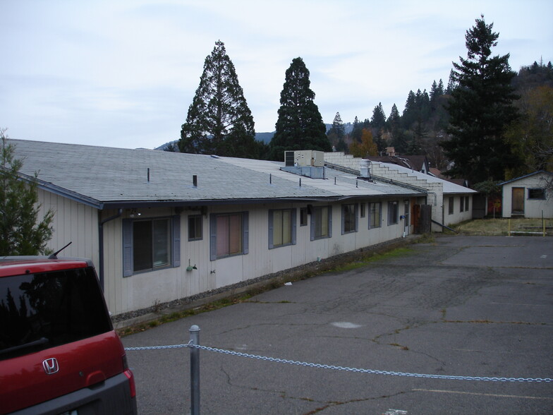 330 Maple St, Ashland, OR for sale - Building Photo - Image 1 of 5