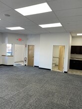 85 Hoffman Ln, Islandia, NY for lease Interior Photo- Image 2 of 5