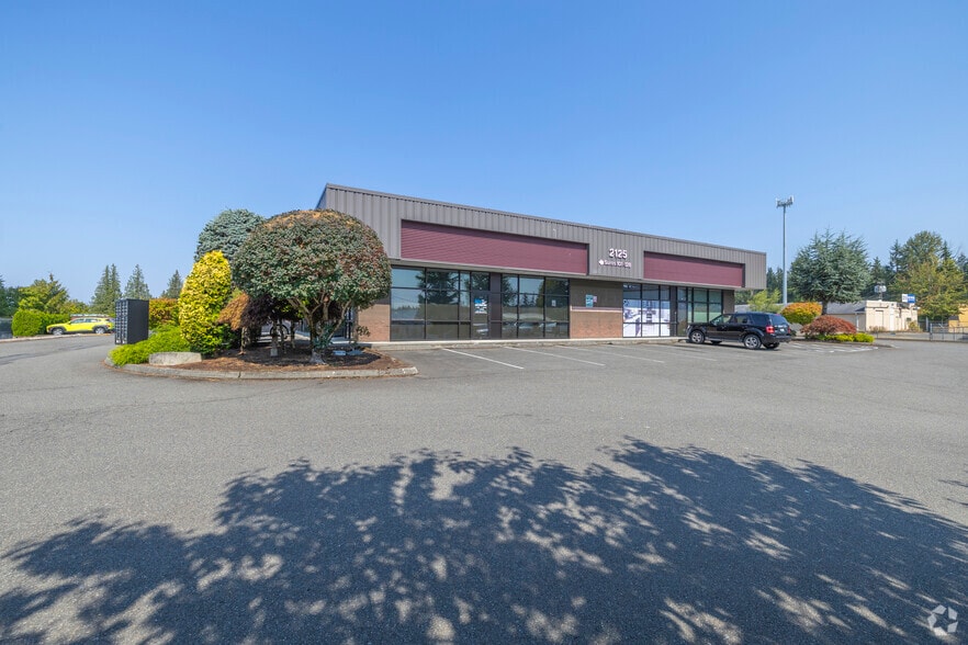 2125 196th St SW, Lynnwood, WA for lease - Building Photo - Image 2 of 5