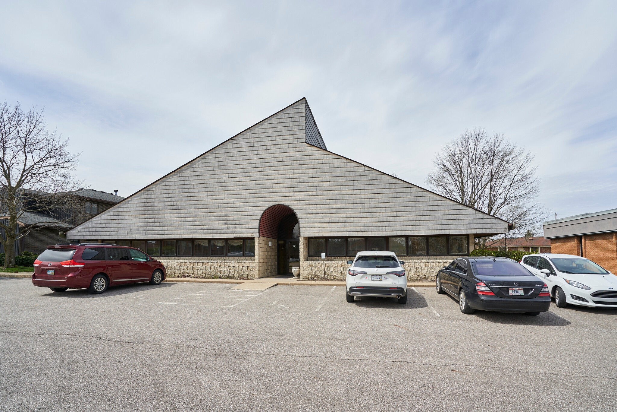 70 N Miller Rd, Akron, OH for lease Building Photo- Image 1 of 10