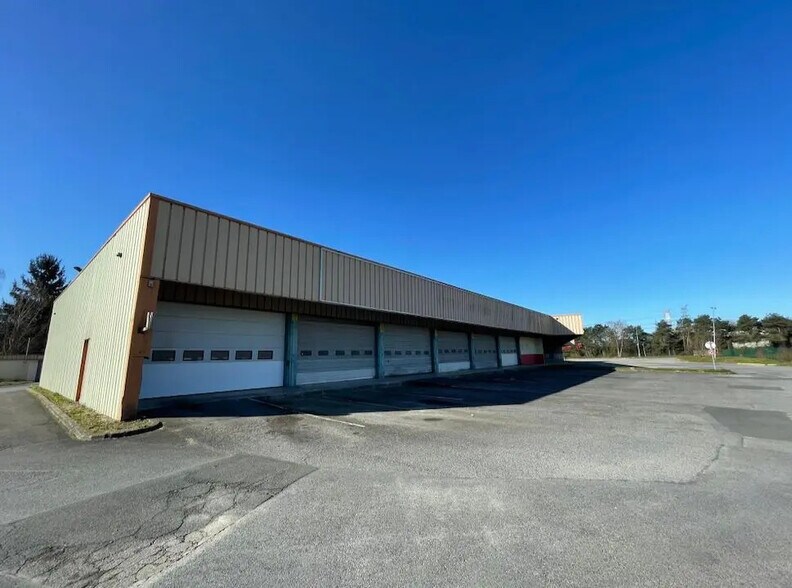 Office in Collégien for lease - Building Photo - Image 3 of 8