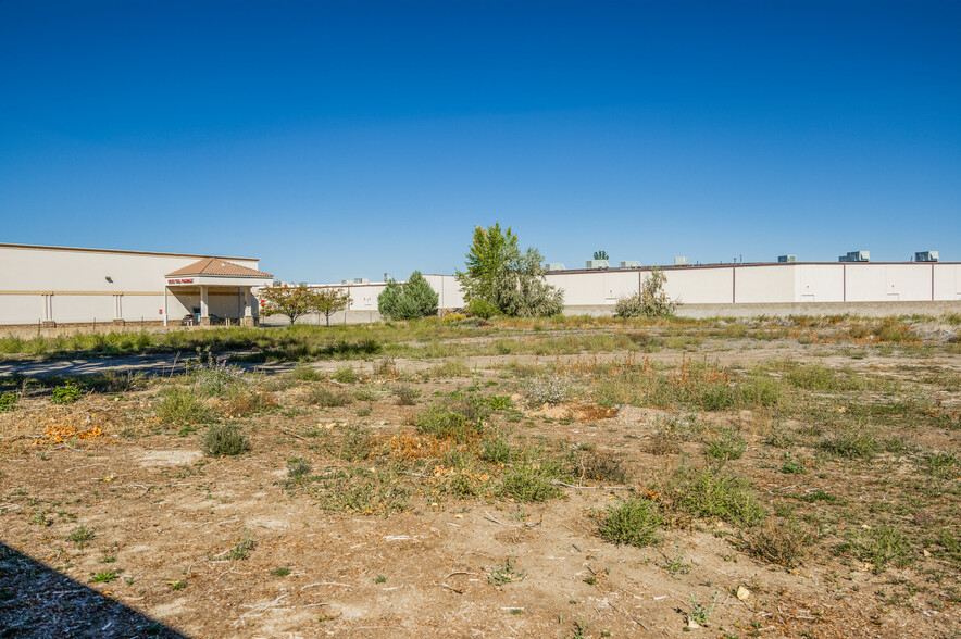 1595 E Oak Grove Rd, Montrose, CO for sale - Building Photo - Image 1 of 9