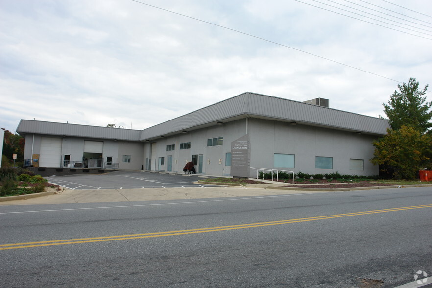 7401-7411 Livingston Rd, Oxon Hill, MD for lease - Primary Photo - Image 1 of 3