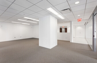 1 Rockefeller Plaza, New York, NY for lease Building Photo- Image 2 of 4