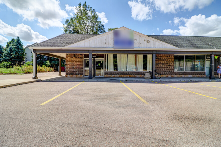 920-960 E Roosevelt Rd, West Chicago, IL for sale - Building Photo - Image 1 of 1