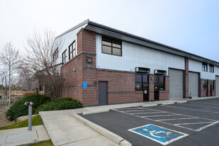 Redmond Flex Industrial and Office Suite - Warehouse