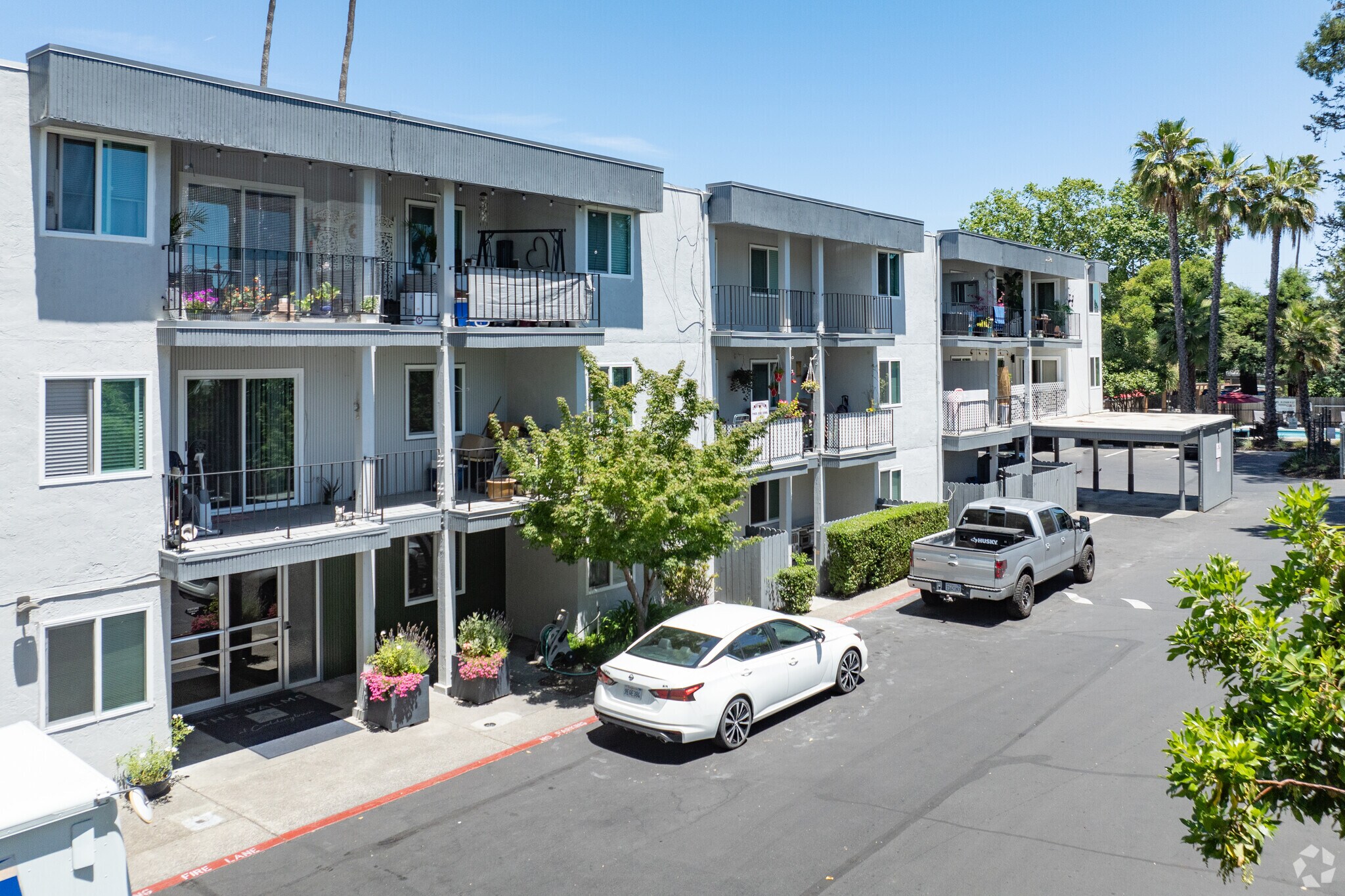 1333 W Steele Ln, Santa Rosa, CA for sale Primary Photo- Image 1 of 1