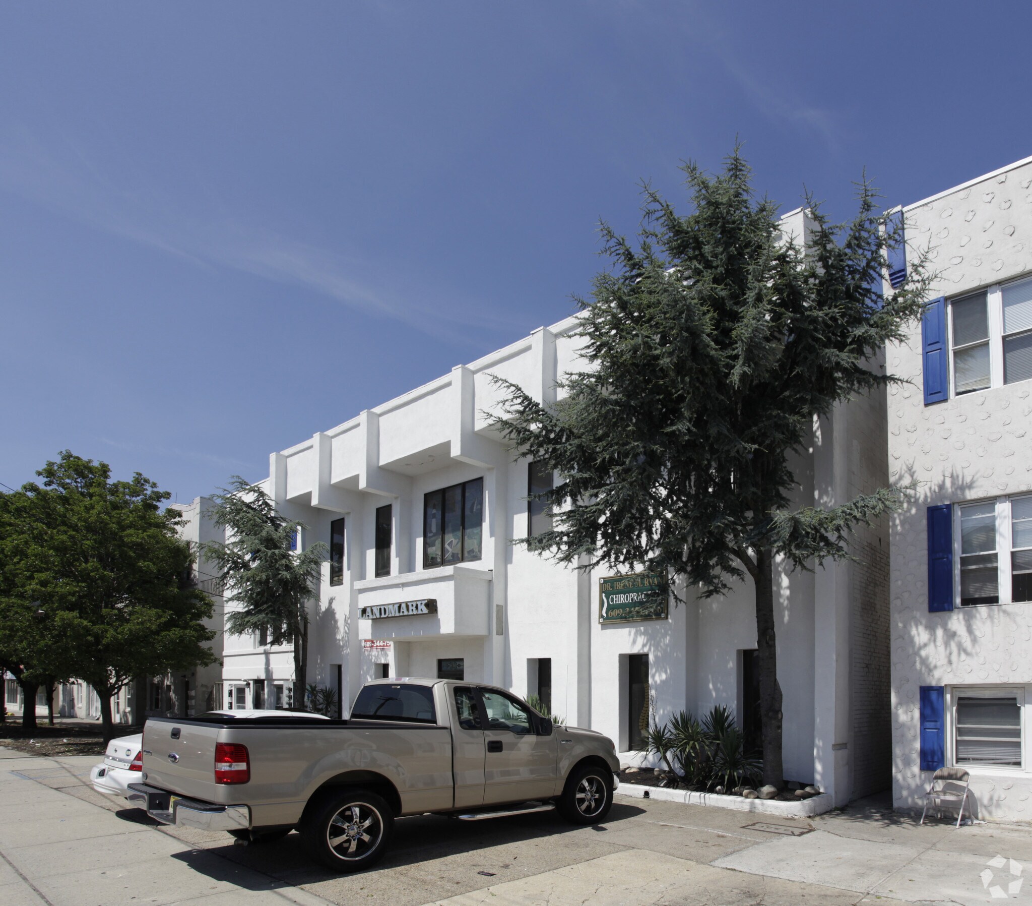 25 N Albany Ave, Atlantic City, NJ for sale Primary Photo- Image 1 of 1