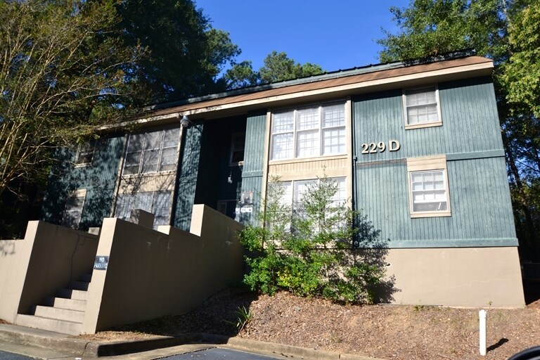 230 N Oakley Dr, Columbus, GA for sale - Primary Photo - Image 1 of 1