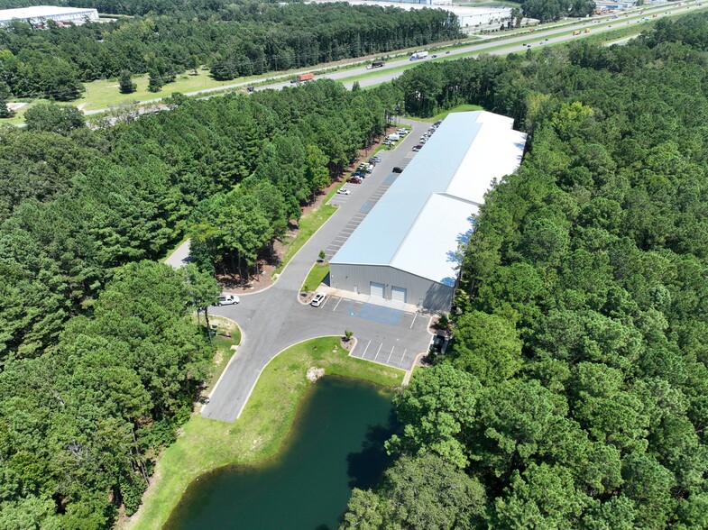 1056 Business Park Rd, Summerville, SC for lease - Building Photo - Image 2 of 13