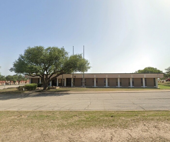 2320 Sunset Dr, San Angelo, TX for sale - Building Photo - Image 1 of 3