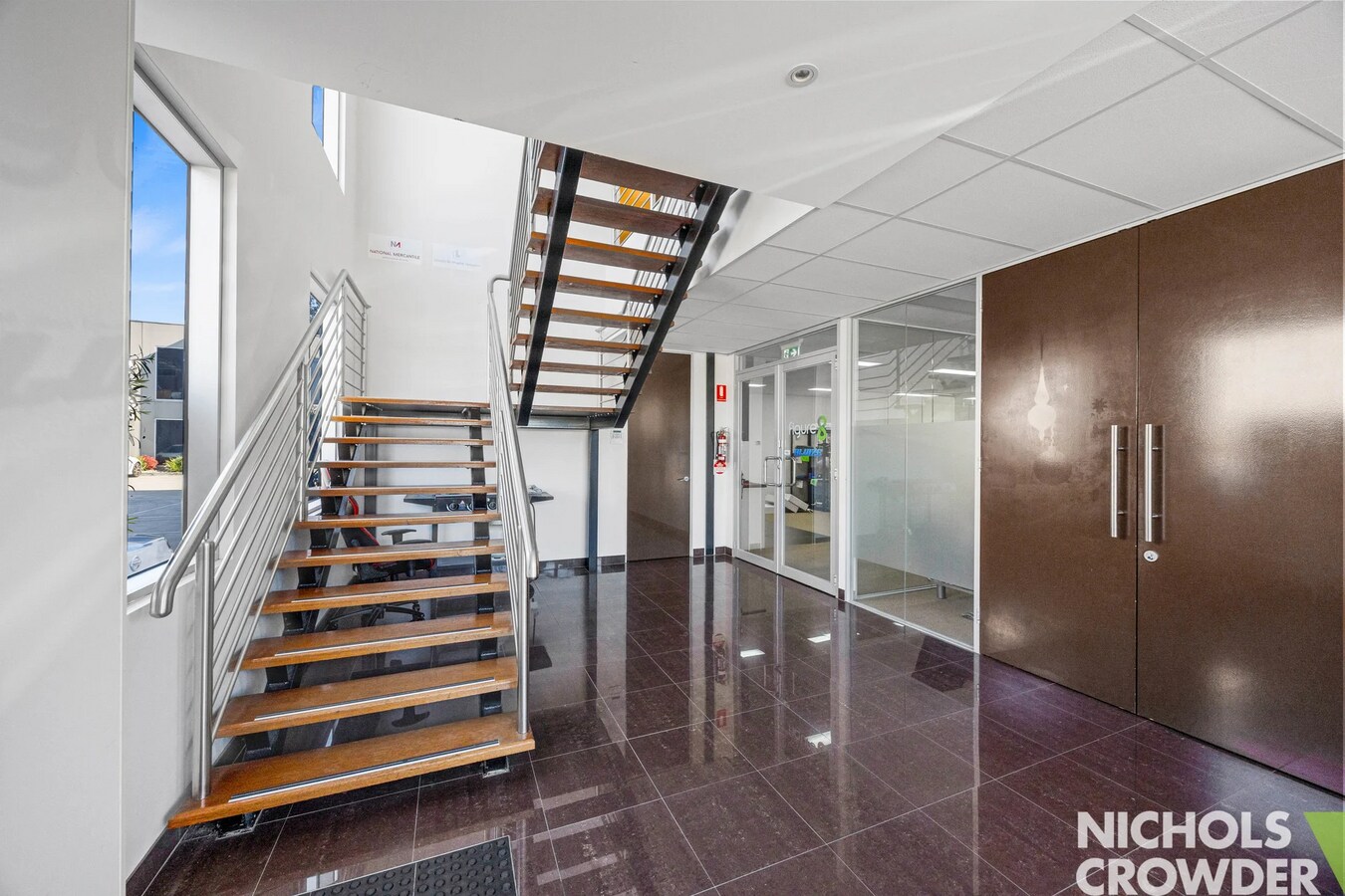 31 Keysborough Cl, Keysborough, VIC 3173 - Unit 19 - - Interior Photo - Image 2 of 12