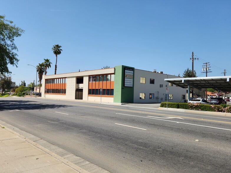 1601 H St, Bakersfield, CA for lease - Building Photo - Image 2 of 17