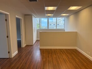 299 Alhambra Cir, Coral Gables, FL for lease Building Photo- Image 1 of 6