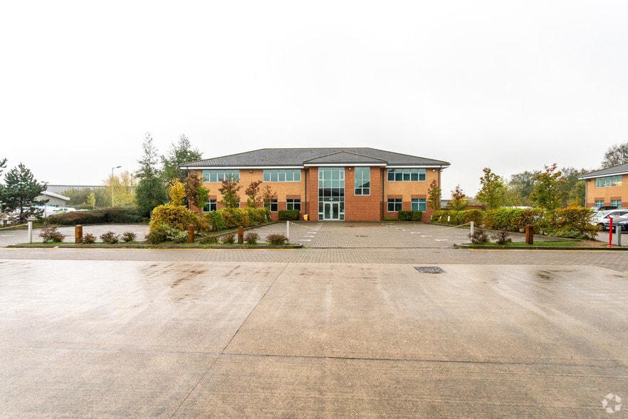 Willie Snaith Rd, Newmarket for sale - Primary Photo - Image 1 of 1