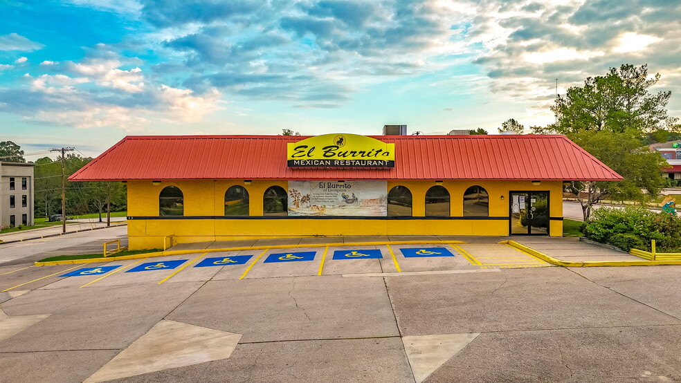 100 Southpoint Loop, Livingston, TX for sale - Building Photo - Image 2 of 19