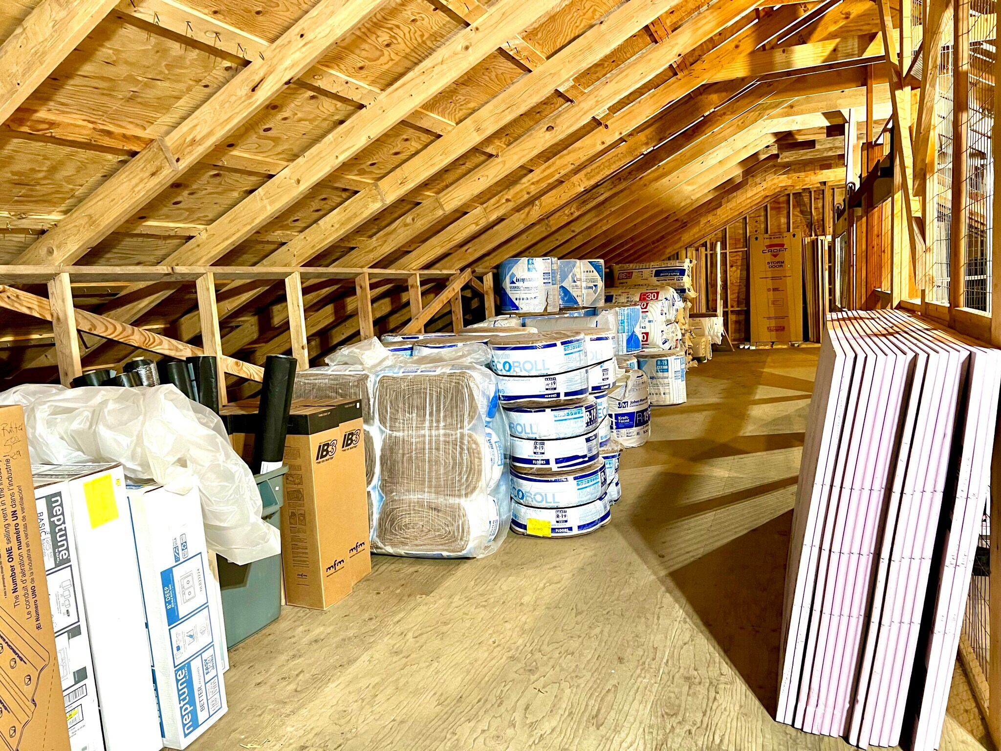 131 Mallott Ave, Yakutat, AK 99689 Yakutat Hardware for Sale