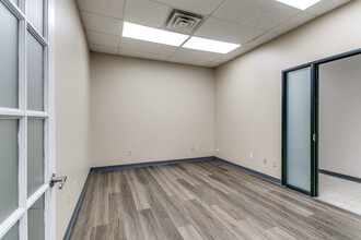 202 W Sandy Lake Rd, Coppell, TX for lease Interior Photo- Image 2 of 11