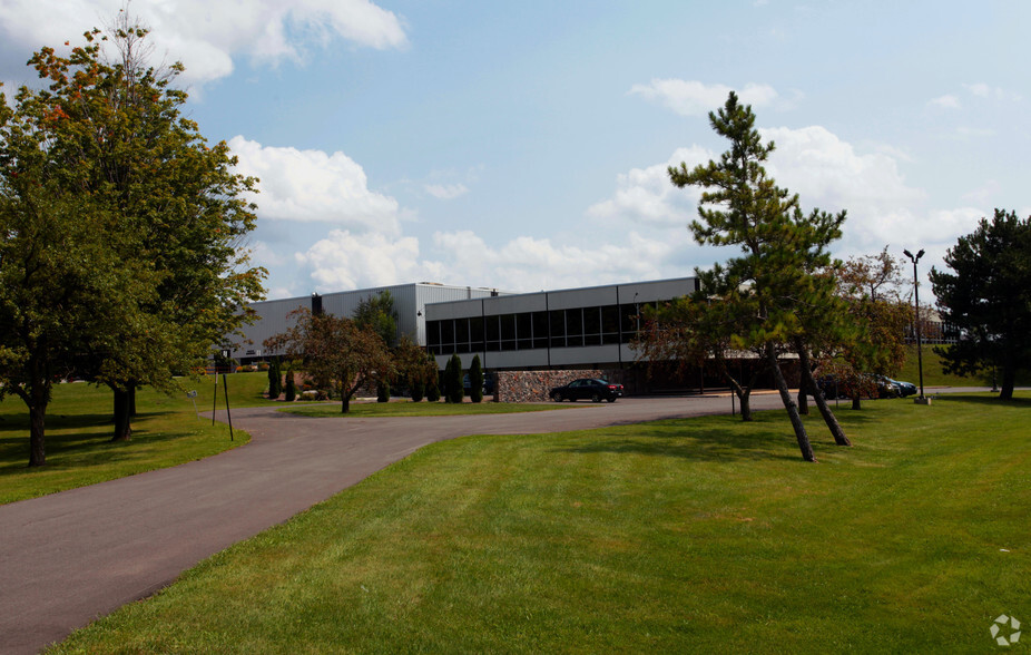 7600 Morgan Rd, Liverpool, NY for sale - Primary Photo - Image 1 of 1