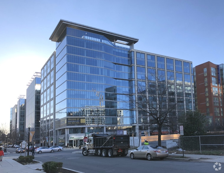 1275 1st St NE, Washington, DC for lease - Building Photo - Image 2 of 13