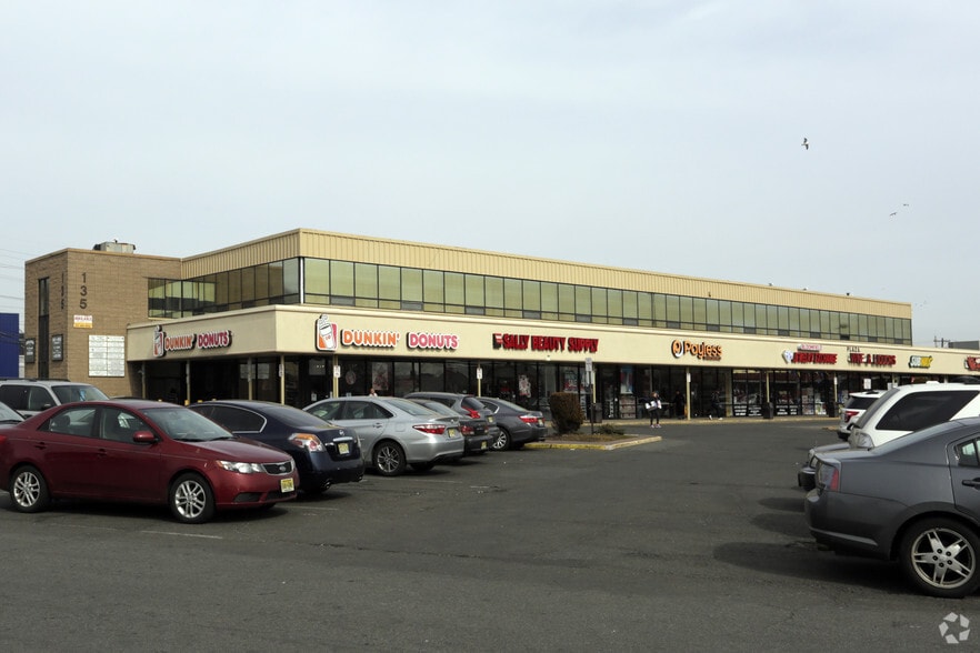 107135 Bloomfield Ave, Bloomfield, NJ 07003 Bloomfield Plaza