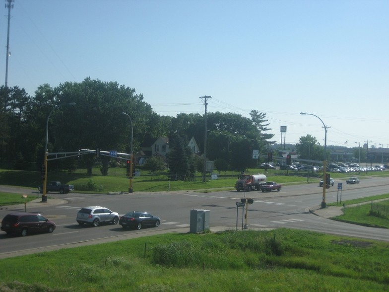 1314 1st Ave E, Cambridge, MN for sale - Primary Photo - Image 2 of 4