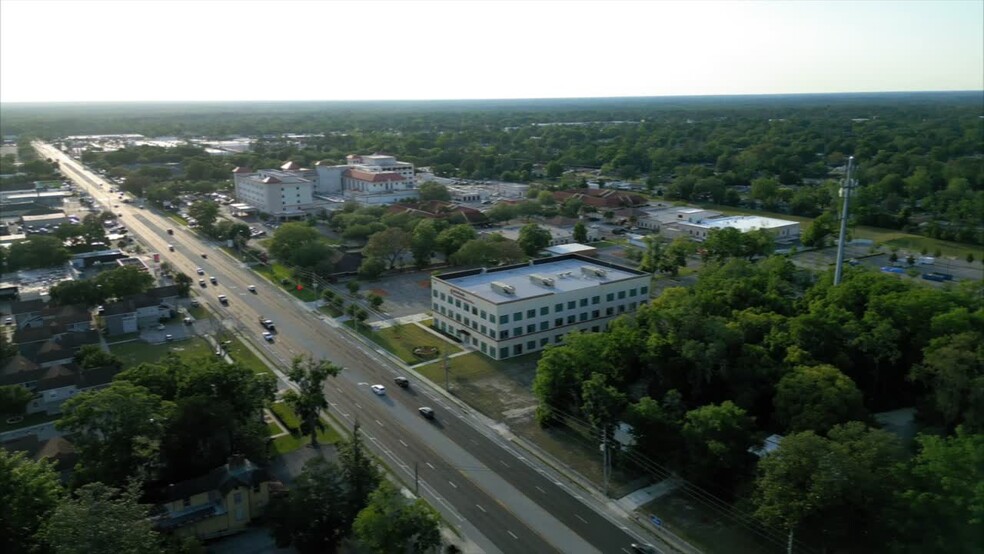 1825 Kingsley Ave, Orange Park, FL for lease - Commercial Listing Video - Image 2 of 6