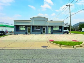 421 S Addison Rd, Addison, IL for lease Building Photo- Image 1 of 21