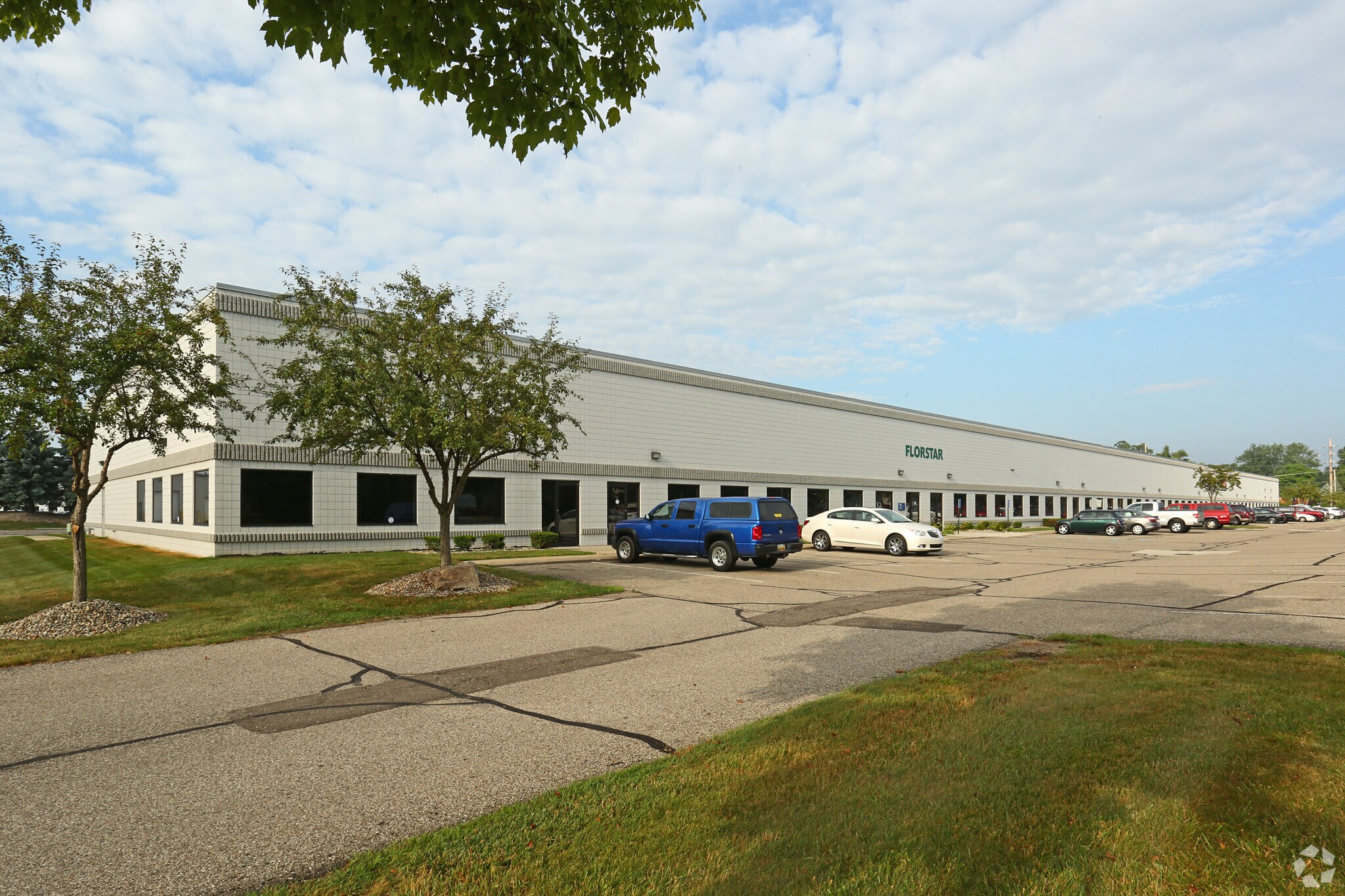 11505 Wayne Rd, Romulus, MI for sale Primary Photo- Image 1 of 1