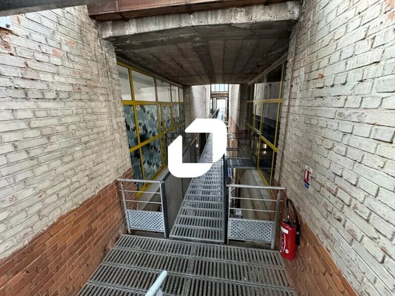 33 Rue Du Maréchal Lefèbvre, Strasbourg for lease - Interior Photo - Image 2 of 19