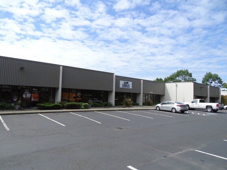 6805-6823 S 220th St, Kent, WA for sale - Building Photo - Image 1 of 1