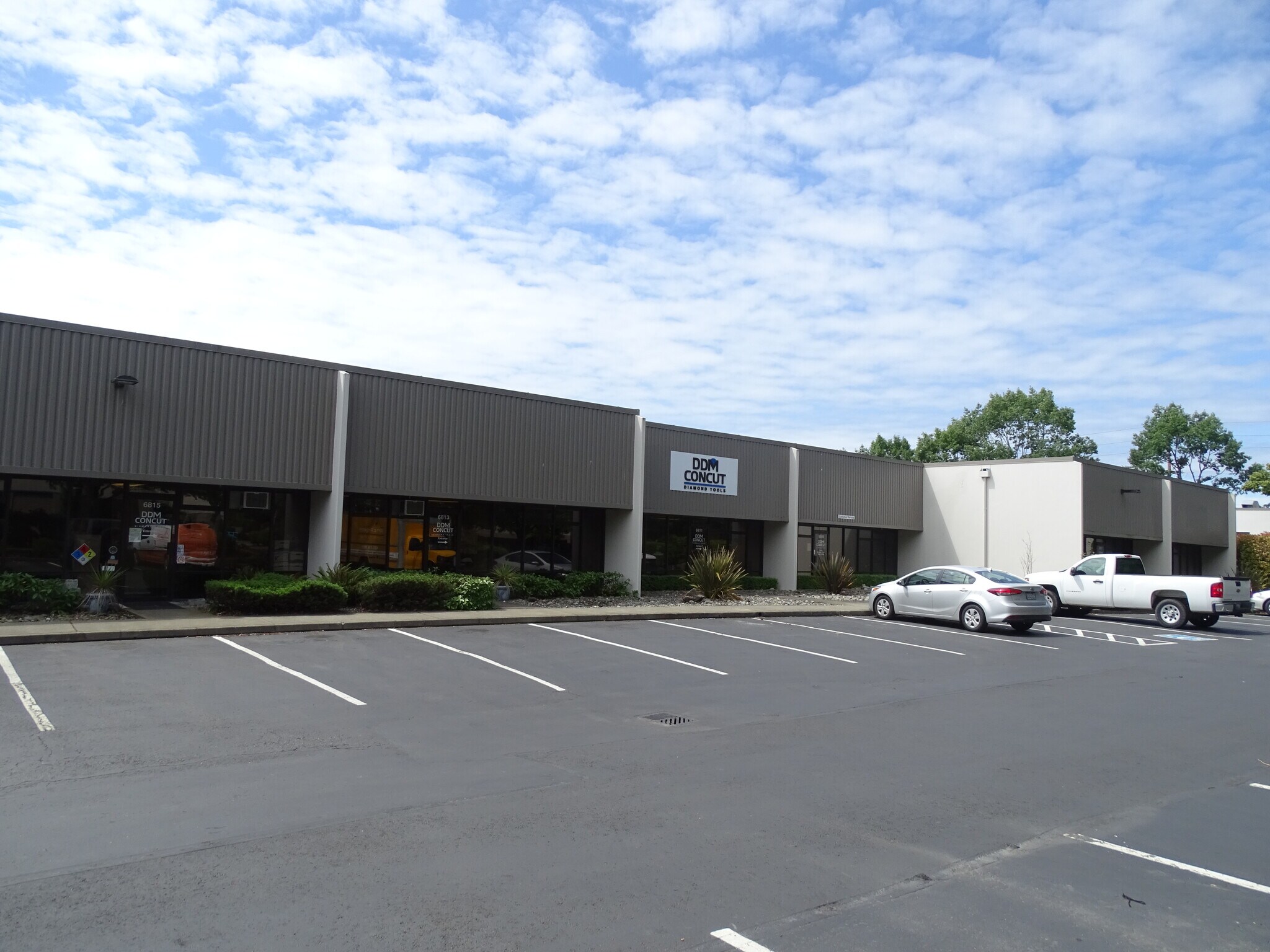 6805-6823 S 220th St, Kent, WA for sale Building Photo- Image 1 of 1