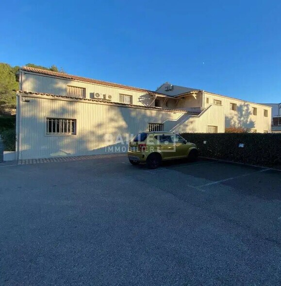 Industrial in Roquebrune-sur-Argens for sale - Building Photo - Image 2 of 7