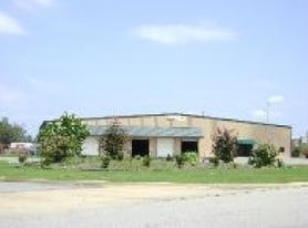 1301 Commerce Ct, Fort Smith AR - Warehouse