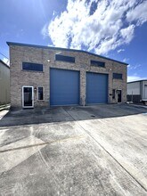 2225 Kingston St, Kenner, LA for lease Interior Photo- Image 2 of 9