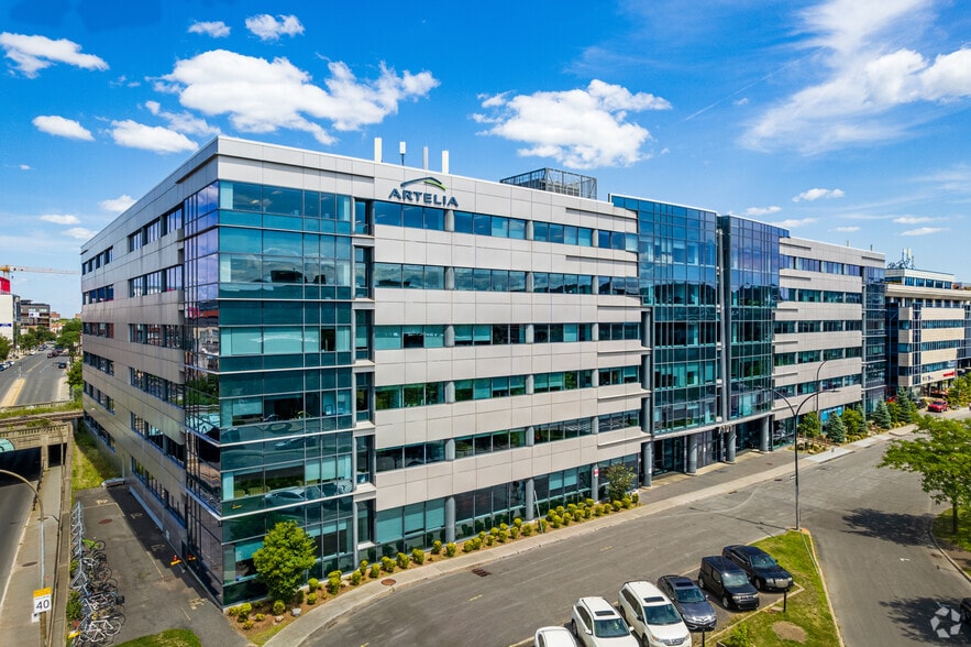 7101 Av du Parc, Montréal, QC for lease - Building Photo - Image 2 of 14