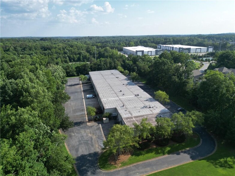 1535 Oak Industrial Ln, Cumming, GA for sale - Building Photo - Image 1 of 17