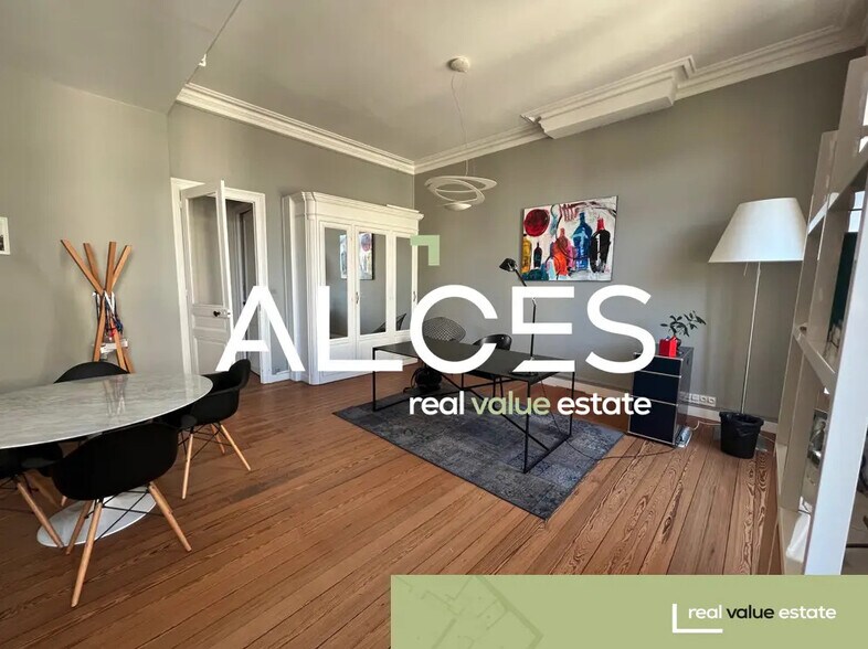 Office in Bordeaux for lease - Interior Photo - Image 3 of 7