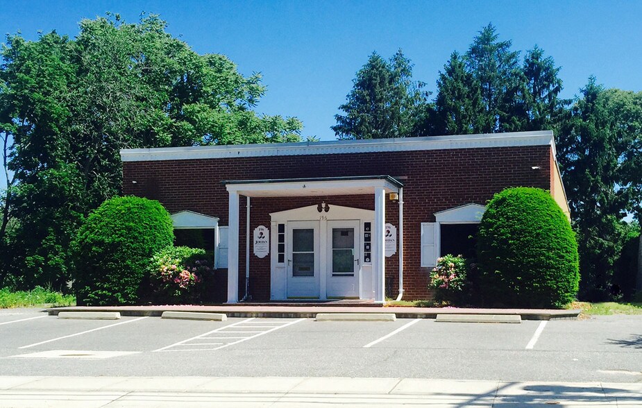 196 Laurel Rd, East Northport, NY for sale - Other - Image 1 of 1