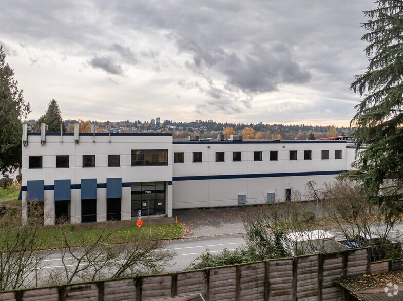 7588 Winston St, Burnaby, BC for lease - Building Photo - Image 1 of 6