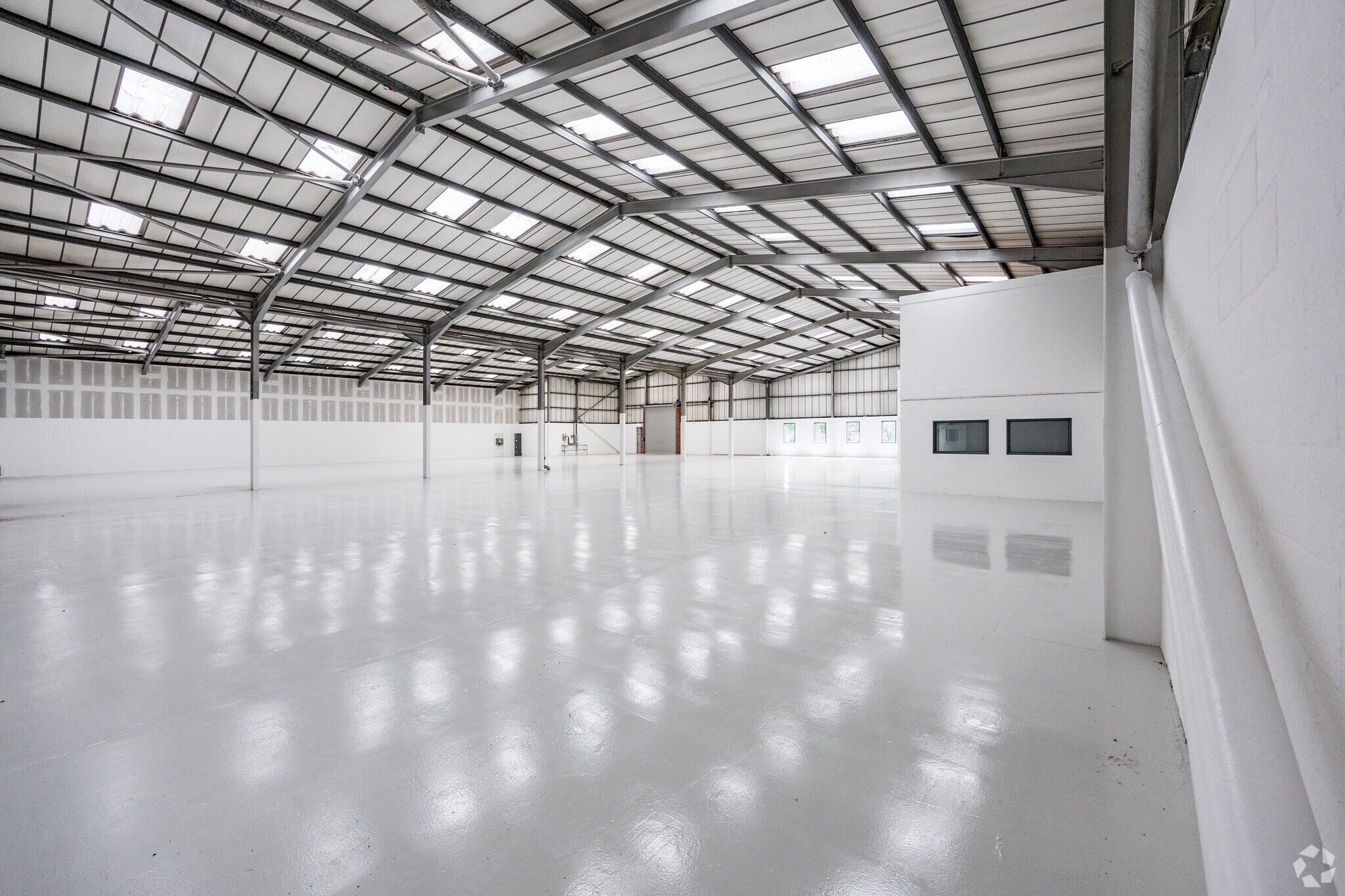 Crown Close, Taunton for lease Interior Photo- Image 1 of 4