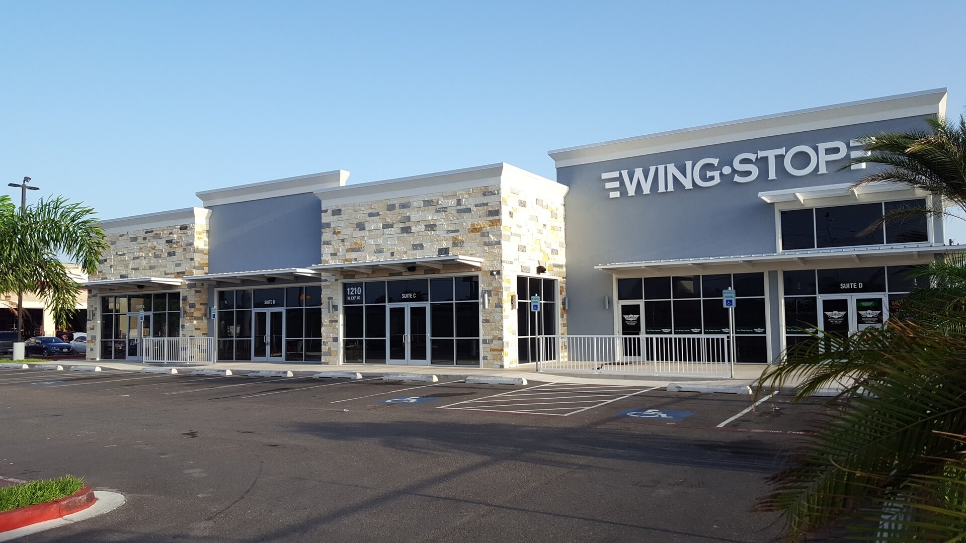 1210 W Expressway 83, Weslaco, TX for sale Primary Photo- Image 1 of 1