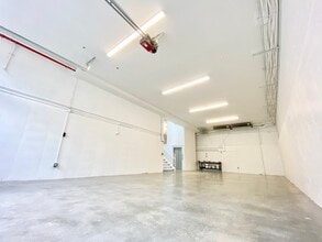 888 Lorimer St, Brooklyn, NY for lease Interior Photo- Image 2 of 17