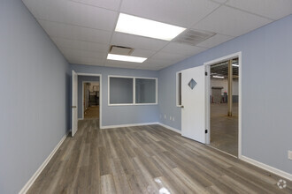 201 Schmid Plaza Rd, Anderson, SC for lease Interior Photo- Image 2 of 5