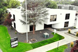1933-1955 Jadwin Ave, Richland, WA for lease Interior Photo- Image 1 of 3