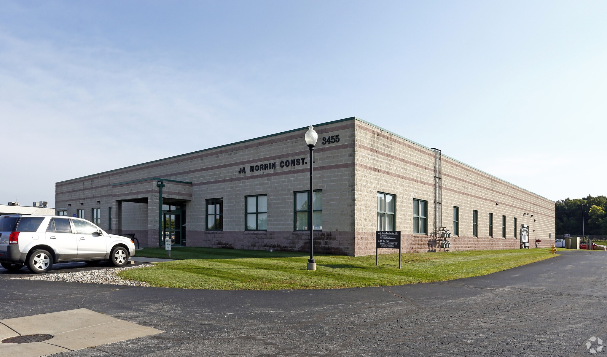 3455 Briarfield Blvd, Maumee, OH for sale Primary Photo- Image 1 of 1