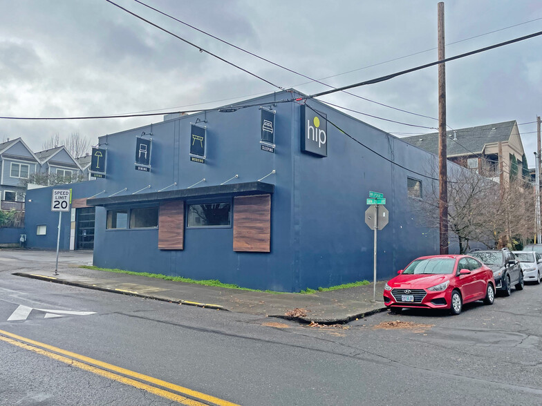 1829 NW 25th Ave, Portland, OR for lease - Building Photo - Image 2 of 6